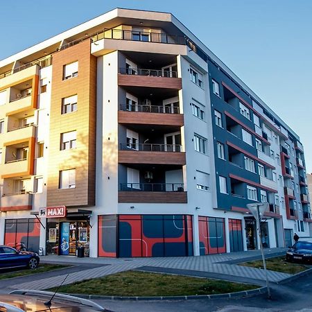 Tik Tak Apartman Σουμπότικα Εξωτερικό φωτογραφία